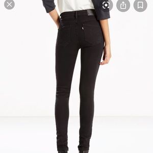 Levi’s 721 High Rise Skinny NWOT